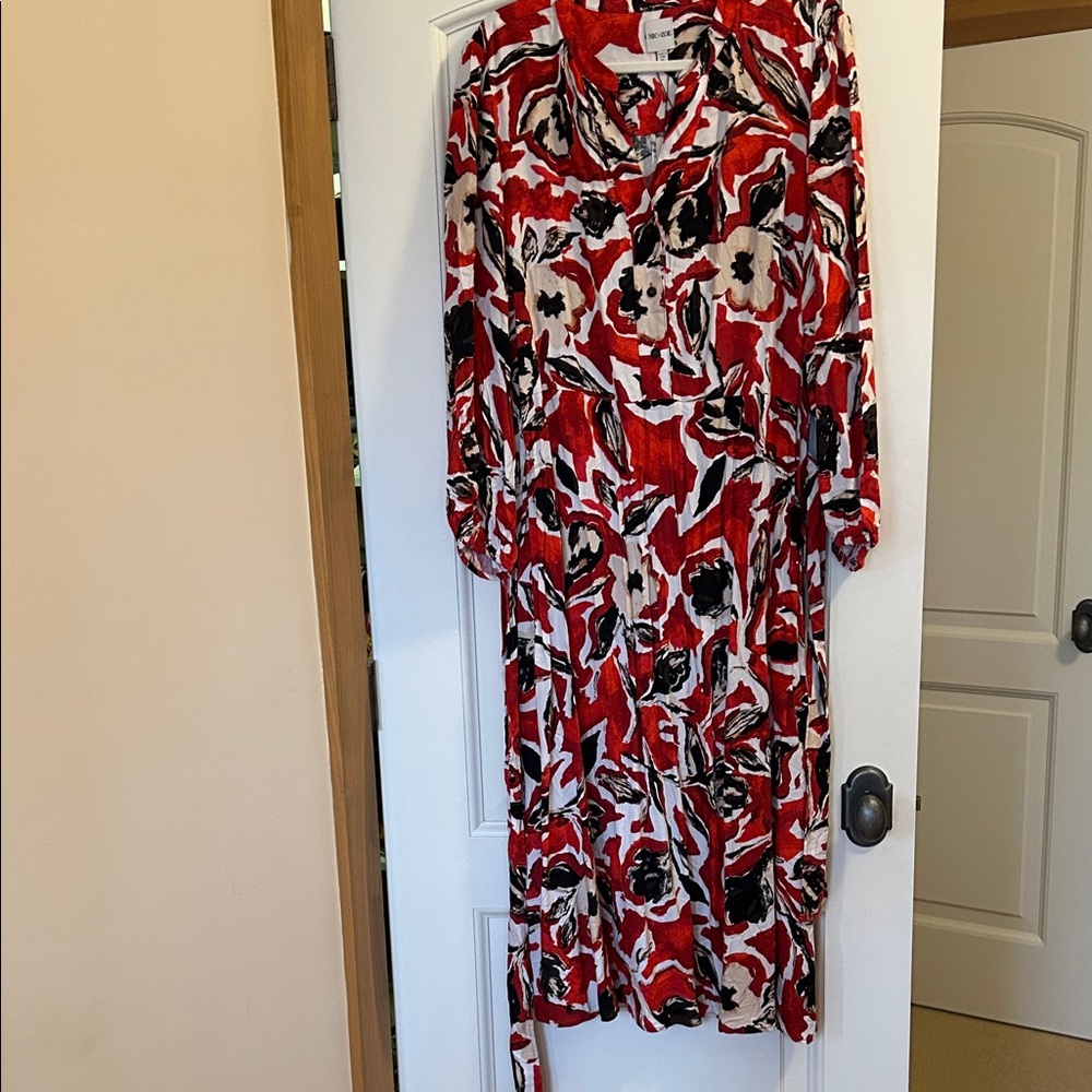 NIC+ZOE Red and Black Like Artwork Floral Long Sleeve Dress with adjustable wais